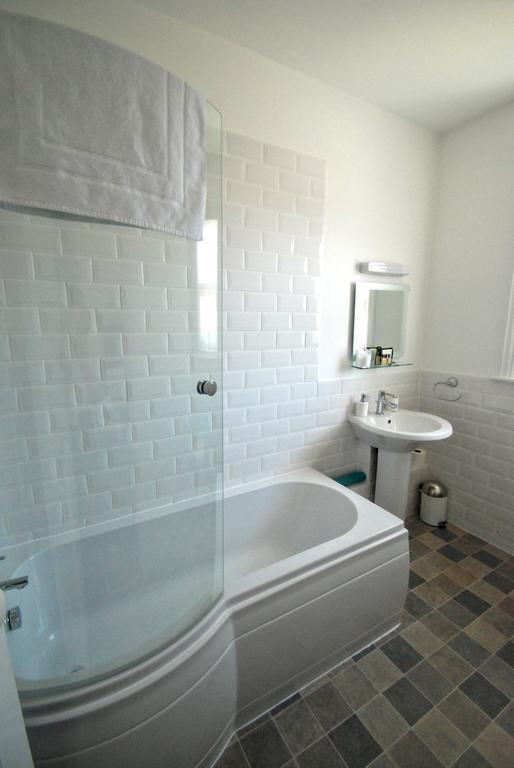 Southern Breeze Lodge - Adults Only Bournemouth Szoba fotó
